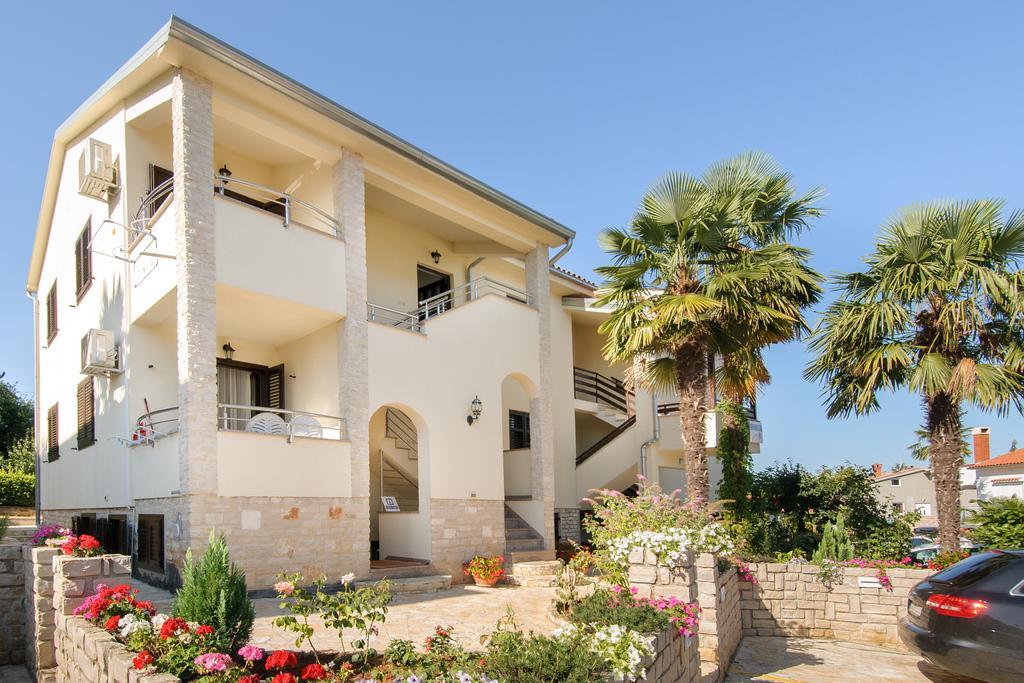Apartments Marizela Poreč Eksteriør billede