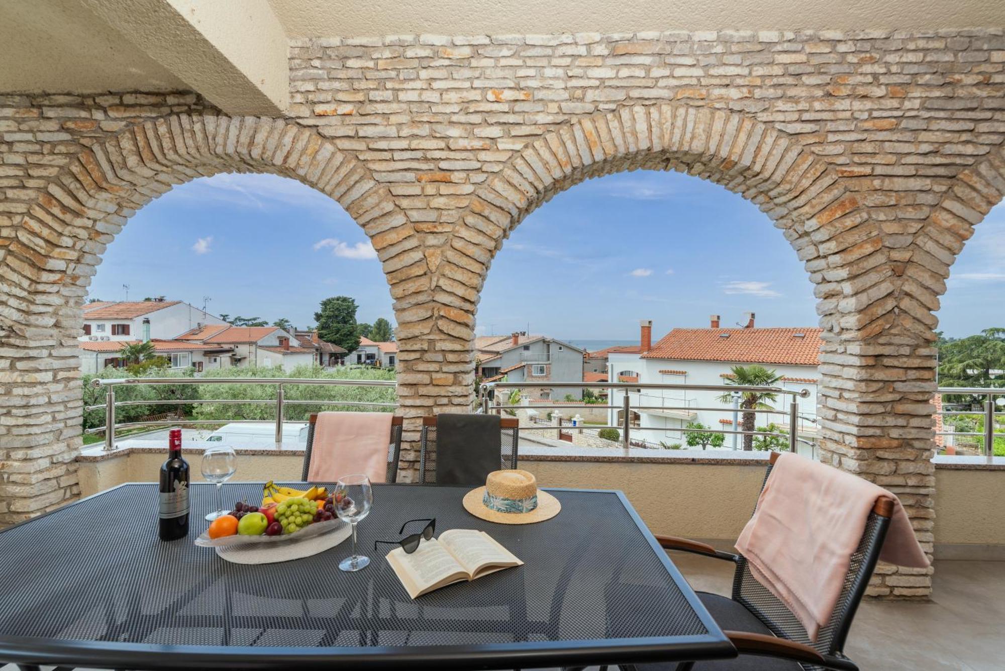 Apartments Marizela Poreč Eksteriør billede