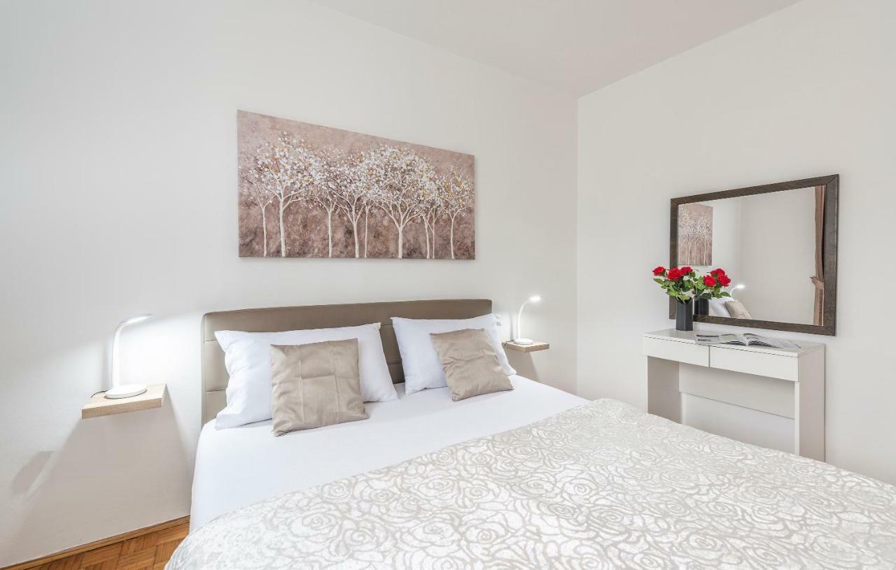 Apartments Marizela Poreč Eksteriør billede