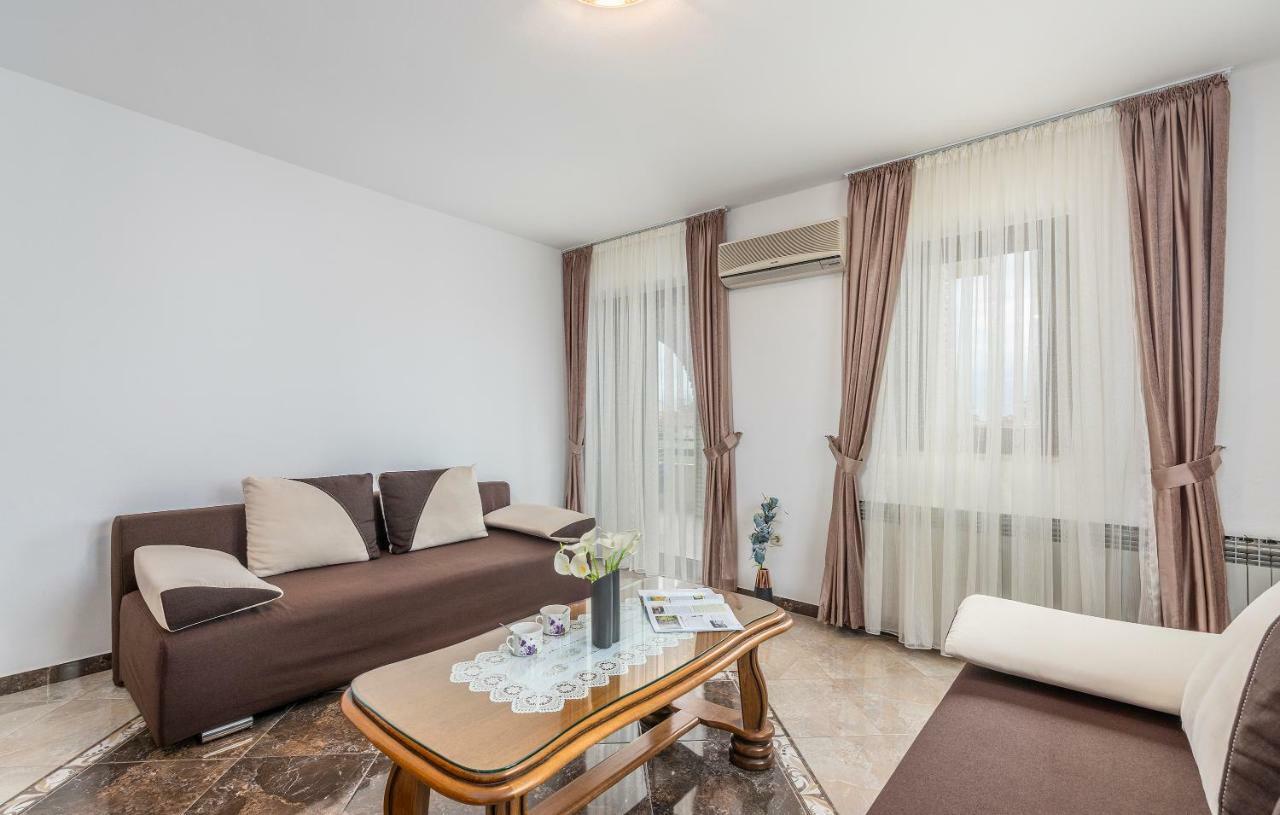 Apartments Marizela Poreč Eksteriør billede