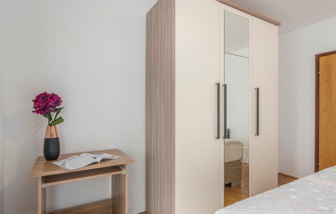 Apartments Marizela Poreč Eksteriør billede