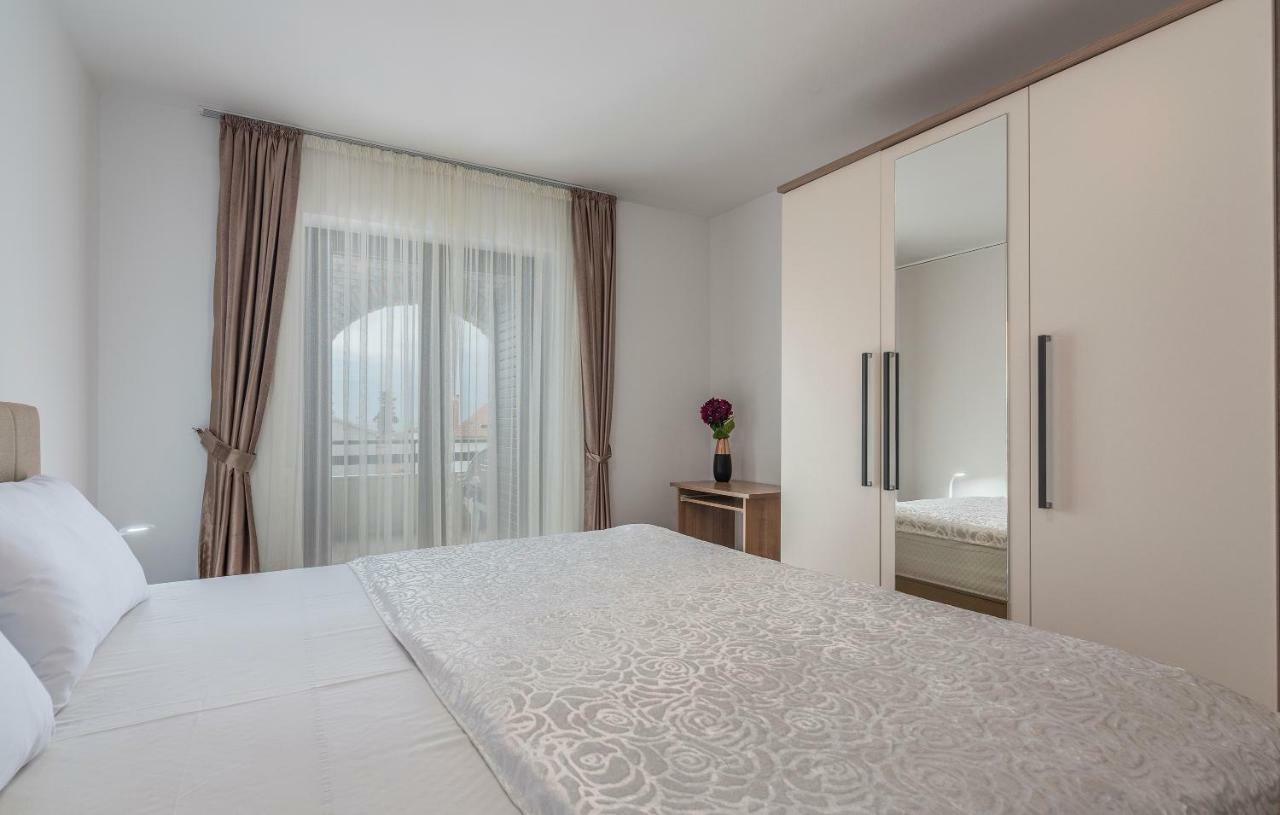 Apartments Marizela Poreč Eksteriør billede